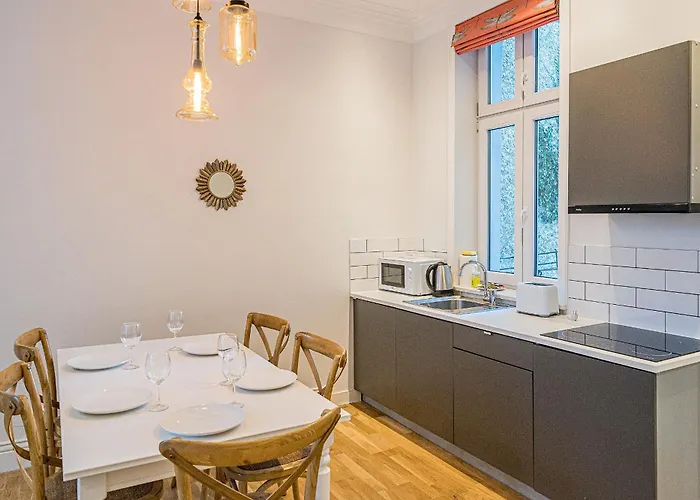 Bursztynowa Zatoka Апартаменты *